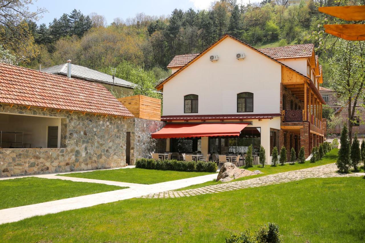 CHALET DILIJAN Hotel&Restauarant Exterior foto